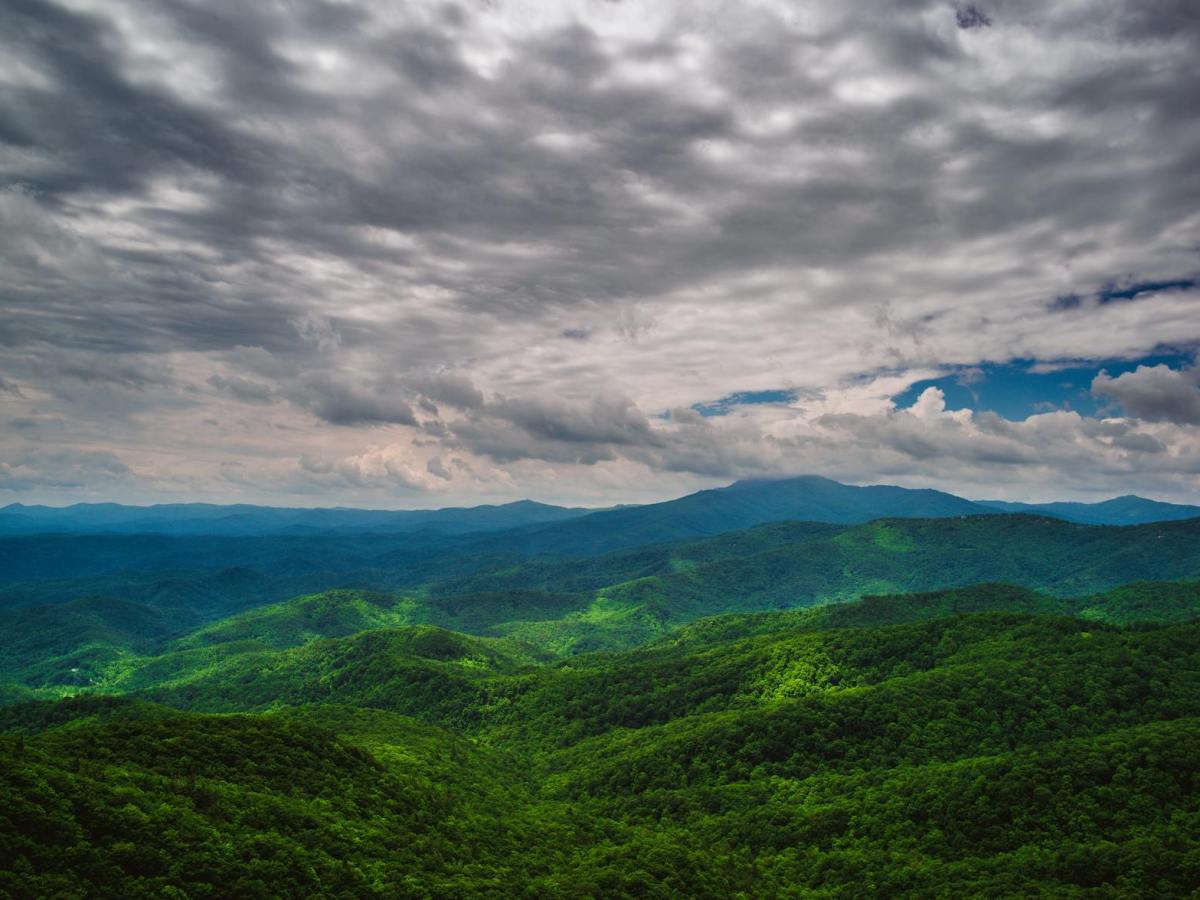 Cycling, Suffering, and the Spiritual Lessons of Rich Mountain: A Gravel Cycling&nbsp;Reflection